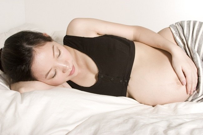 Posisi Tidur Ibu Hamil Yang Baik Perlu Diketahui Sejak Dini - Alodokter