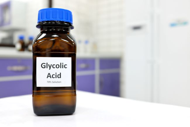 Mengetahui Manfaat Glycolic Acid dan Cara Menggunakannya - Alodokter